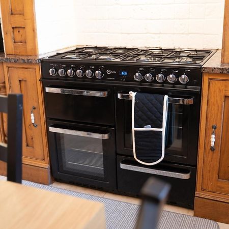 فيلا 4 Bed End Terrace - Sleeps 7 إلكلي المظهر الخارجي الصورة