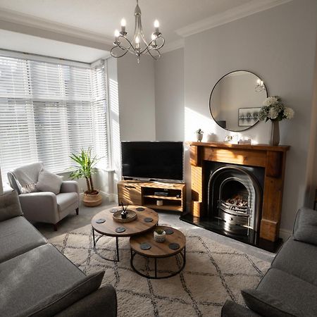 فيلا 4 Bed End Terrace - Sleeps 7 إلكلي المظهر الخارجي الصورة
